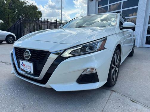 2022 Nissan Altima 2.5 SV