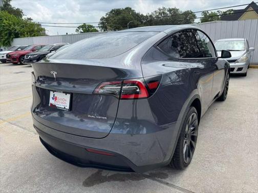 2021 Tesla Model Y Long Range Sport Utility 4D