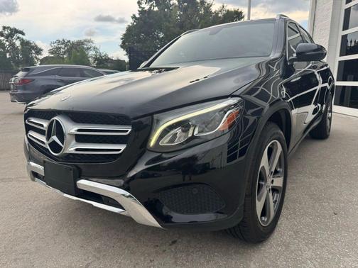 2017 Mercedes-Benz GLC 300 Base