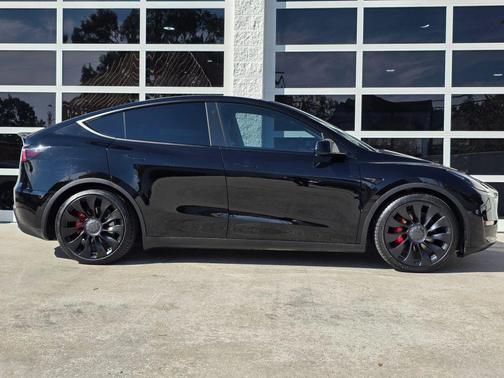 2022 Tesla Model Y Performance Dual Motor All-Wheel Drive