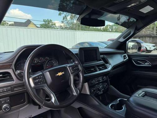 2023 Chevrolet Suburban LS
