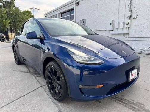 2022 Tesla Model Y Long Range Sport Utility 4D