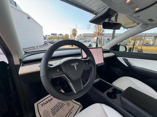 2021 Tesla Model Y Long Range Dual Motor All-Wheel Drive