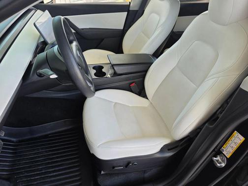 2021 Tesla Model Y Standard Range Sport Utility 4D