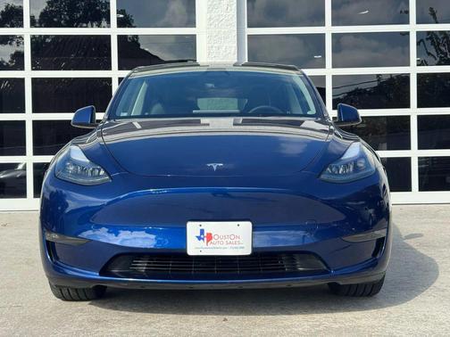 2023 Tesla Model Y Long Range Sport Utility 4D