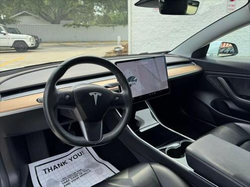 2019 Tesla Model 3 Standard Range Plus