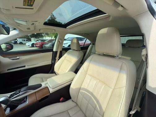 2017 Lexus ES 300h Base