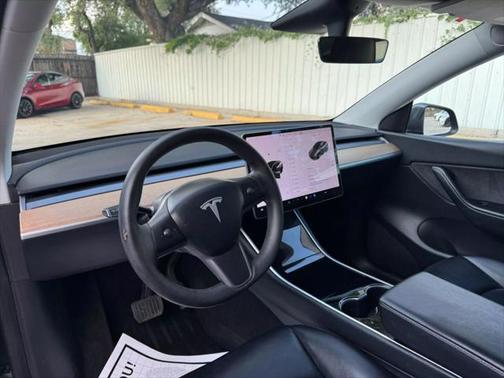 2020 Tesla Model Y Long Range Sport Utility 4D
