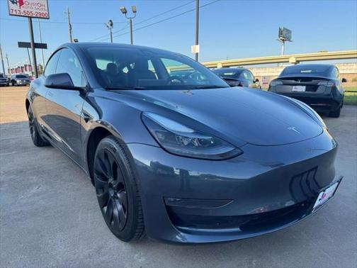 2022 Tesla Model 3 Long Range