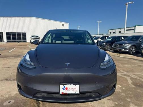 2022 Tesla Model Y Long Range Sport Utility 4D