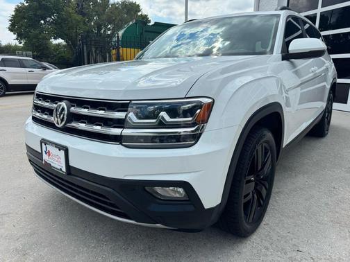 2020 Volkswagen Atlas SE w/Tech Pkg Sport Utility 4D