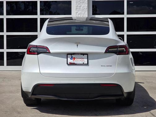 2021 Tesla Model Y Long Range Sport Utility 4D