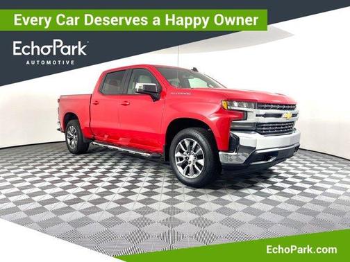 Photo 1 of 32 of 2019 Chevrolet Silverado 1500 LT