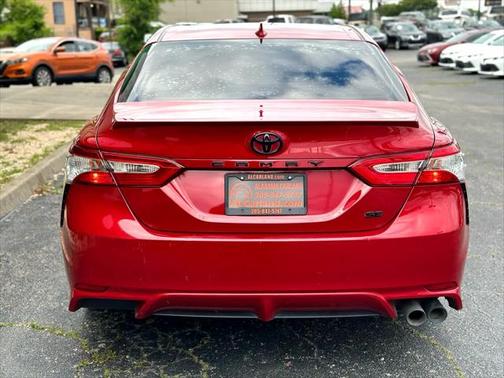 2020 Toyota Camry SE