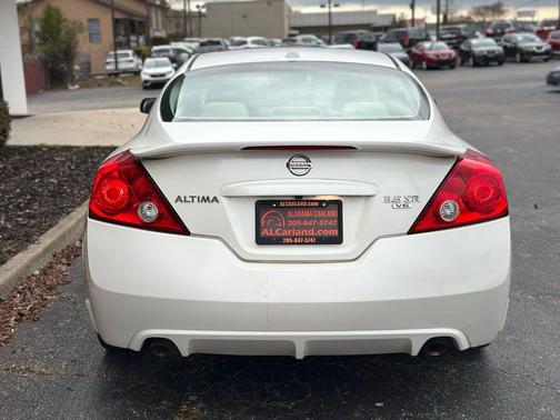 2010 Nissan Altima 3.5 SR