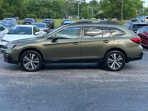 Wilderness Green Metallic 2018 Subaru Outback 2.5i Limited