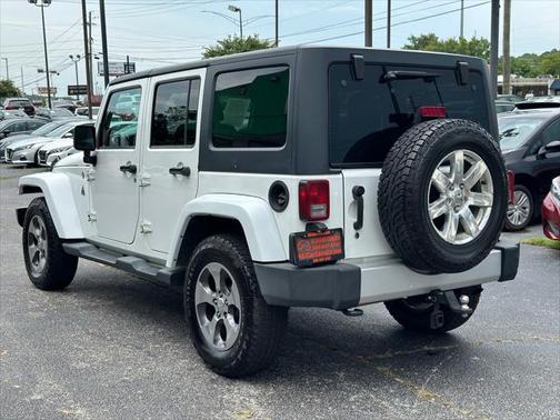 2012 Jeep Wrangler Unlimited Sahara