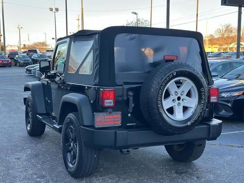 2017 Jeep Wrangler Sport