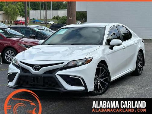 Ice Cap 2023 Toyota Camry SE