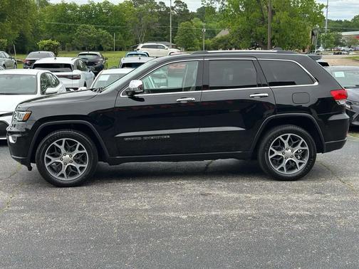 Diamond Black Crystal Pearlcoat 2019 Jeep Grand Cherokee Limited