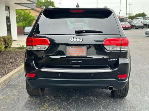 Diamond Black Crystal Pearlcoat 2019 Jeep Grand Cherokee Limited