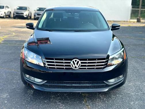 2014 Volkswagen Passat 3.6L V6 DSG SEL Premium