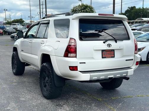 Natural White 2004 Toyota 4Runner SR5