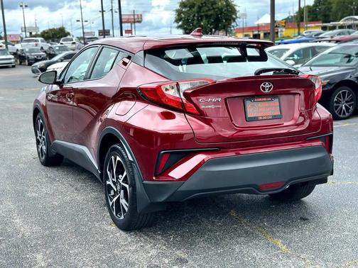 2018 Toyota C-HR XLE Premium