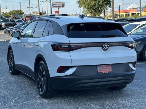 White 2022 Volkswagen ID.4 Pro S
