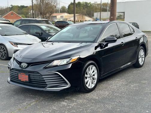 Midnight Black Metallic 2021 Toyota Camry LE