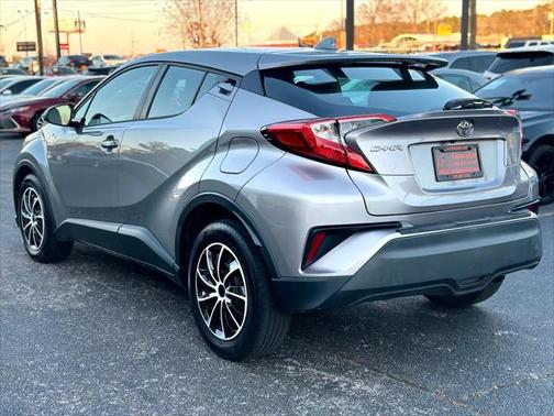 2020 Toyota C-HR LE