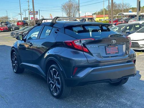 Magnetic Gray Metallic 2021 Toyota C-HR XLE