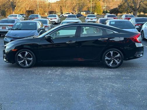 2018 Honda Civic Touring