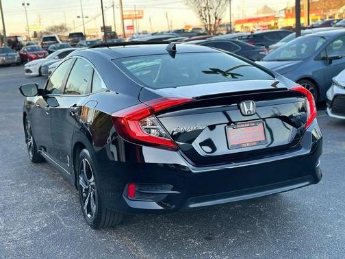2018 Honda Civic Touring