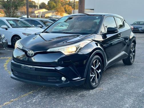 2018 Toyota C-HR XLE Premium FWD (Natl)