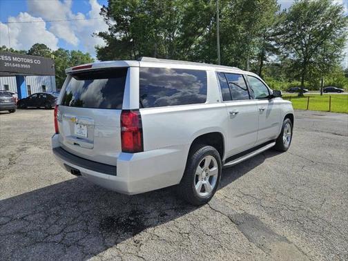 2018 Chevrolet Suburban LT