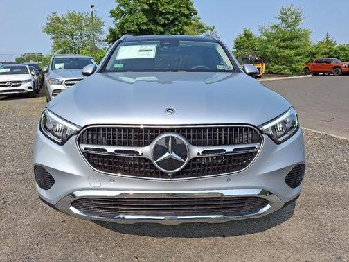2025 Mercedes-Benz GLC 350e Base
