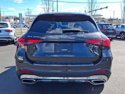 2025 Mercedes-Benz GLC 350e Base