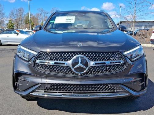 2025 Mercedes-Benz GLC 350e Base