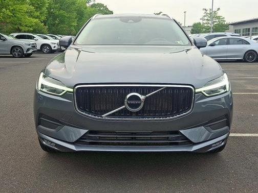 2021 Volvo XC60 T5 Momentum