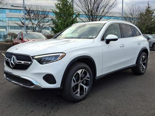2025 Mercedes-Benz GLC 350e Base