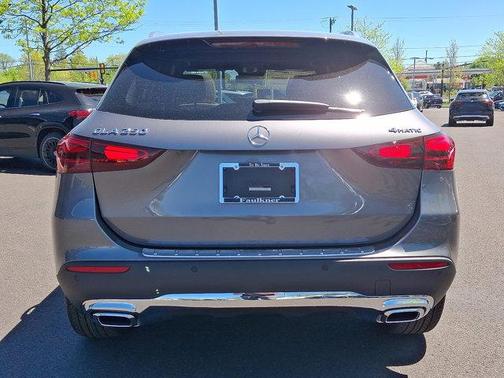 2025 Mercedes-Benz GLA 250 4MATIC