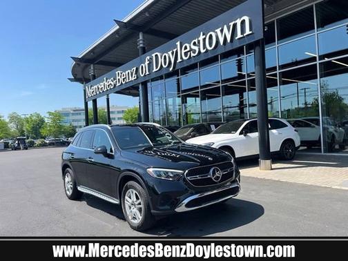 Black 2023 Mercedes-Benz GLC 300 4MATIC