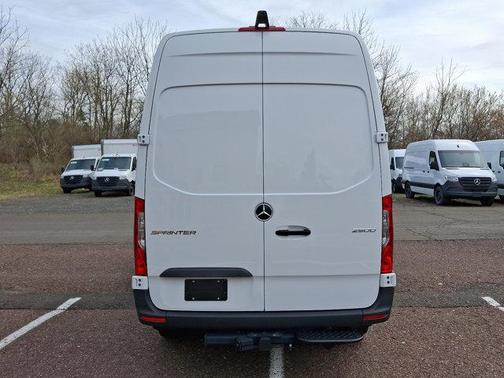 2025 Mercedes-Benz Sprinter 2500 Standard Roof