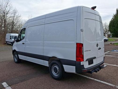 2025 Mercedes-Benz Sprinter 2500 Standard Roof