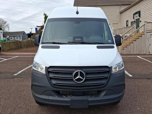 2025 Mercedes-Benz Sprinter 2500 Standard Roof