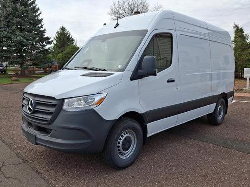 2025 Mercedes-Benz Sprinter 2500 Standard Roof