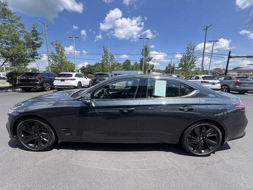 2023 Genesis G70 2.0T AWD