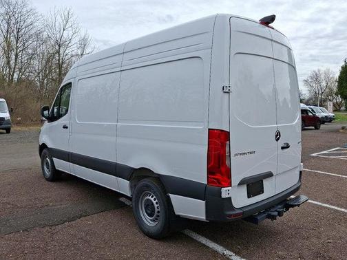 2025 Mercedes-Benz Sprinter 2500 Standard Roof