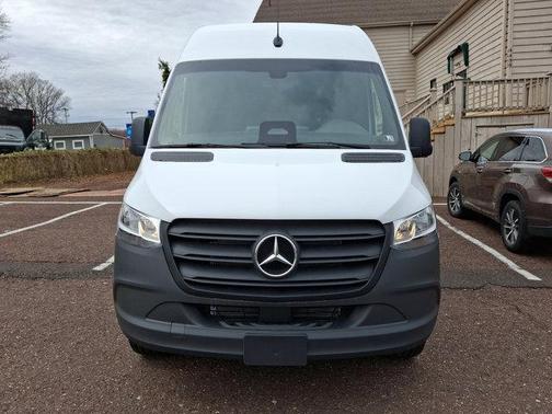 2025 Mercedes-Benz Sprinter 2500 Standard Roof